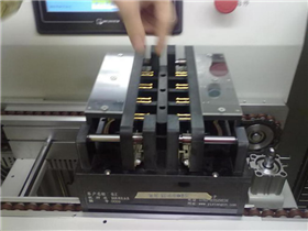 手机充电器老化测试治具